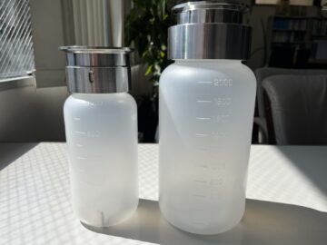 樹脂容器用取付治具の製作（サニタリー継手・専用ネジ切りバイト）